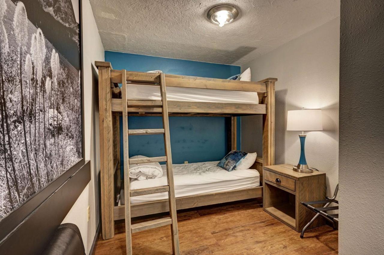 ซูเปอร์ 8 บาย วินด์แฮม การ์ดิเนอร์/เยลโลว์สโตน พาร์ค แอเรีย Hotel การ์ดีเนอร์ ภายนอก รูปภาพ